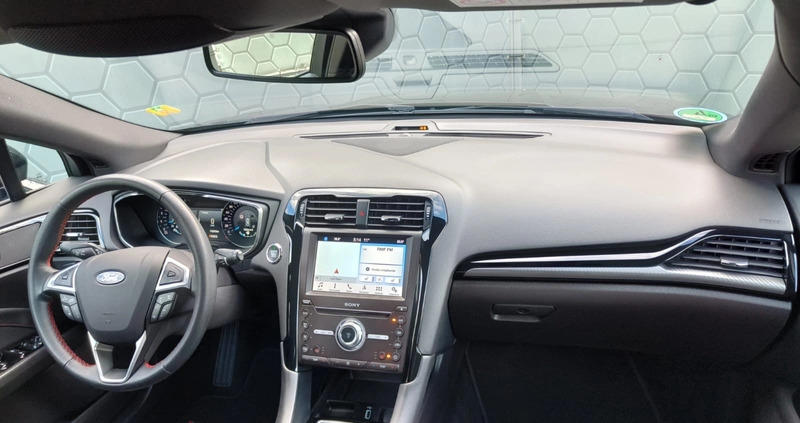 Ford Mondeo cena 88900 przebieg: 154878, rok produkcji 2019 z Woźniki małe 596